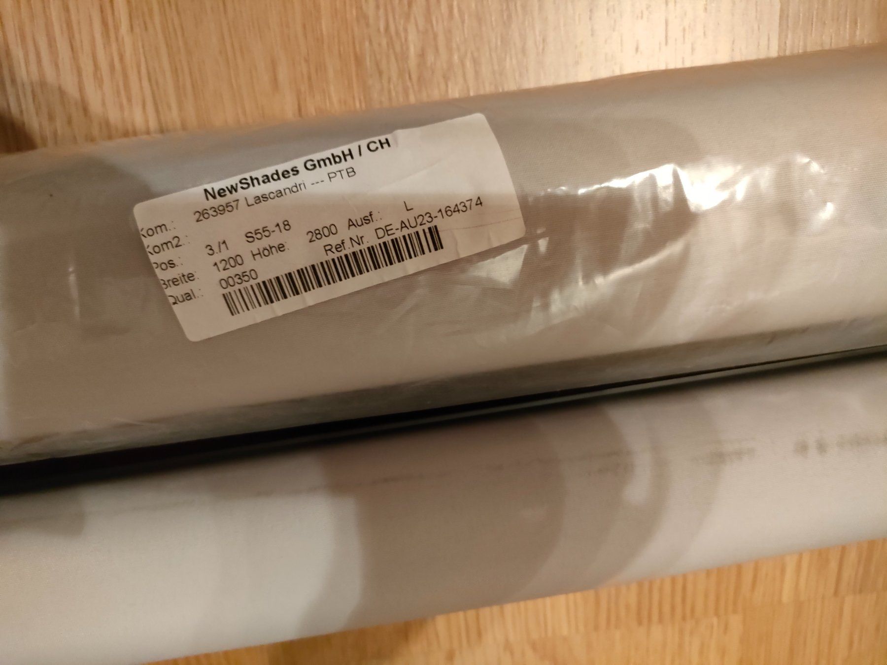 Tende: 6 Rollo grau von NewShades – Usato da Zürich venduto da Nuck 2