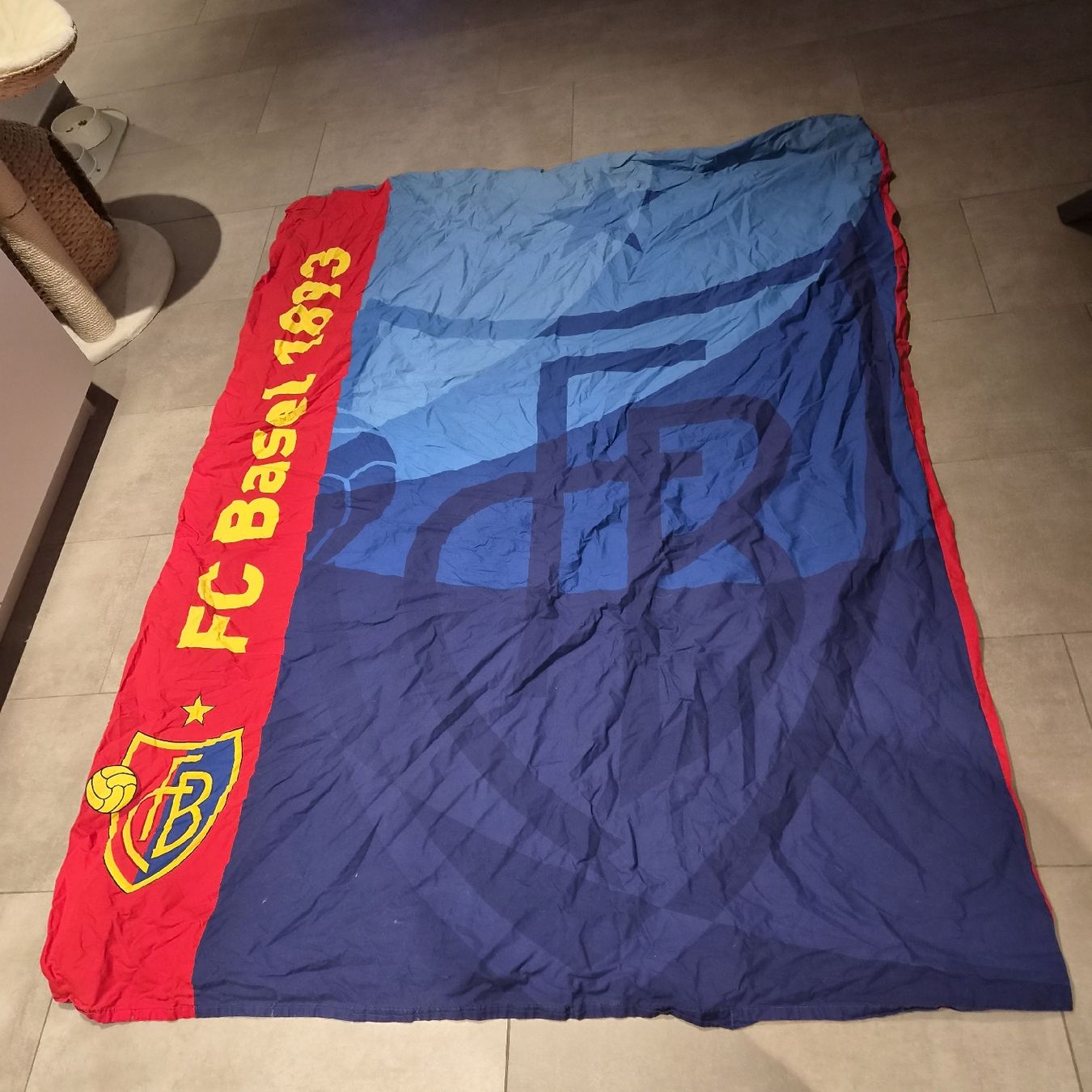 Biancheria da letto: FC Basel 1893 Bettwäsche blau rot  – Usato da Scherz venduto da gui_6q7l