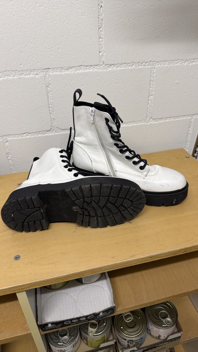 Scarpe da donna: Neuwertige Schuhe Gr. 39 – Nuovo (secondo la descrizione) da Wettingen venduto da rote_tulpe71 2