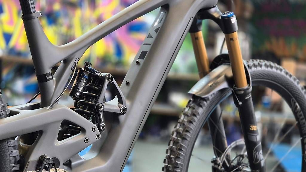 Biciclette: Evil Epocalypse E-MTB | 170mm vo 166mm hi | EP801 – Usato da Eggenwil venduto da starsandchrome 4