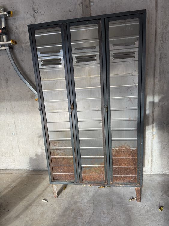 Metall Spind / Schrank (Gebraucht) in Schaffhausen für CHF 30 – nur ...