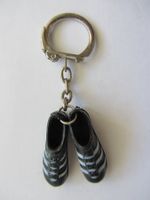 Schlüsselanhänger Adidas Fussballschuhe schwarz
