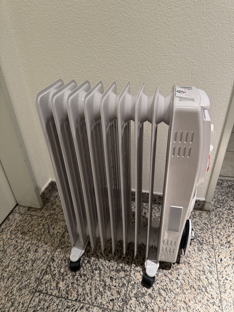 Primotecq Radiatori: Oelradiator mit integriertem Heizlüfter – Usato da Therwil venduto da Rob_85 1