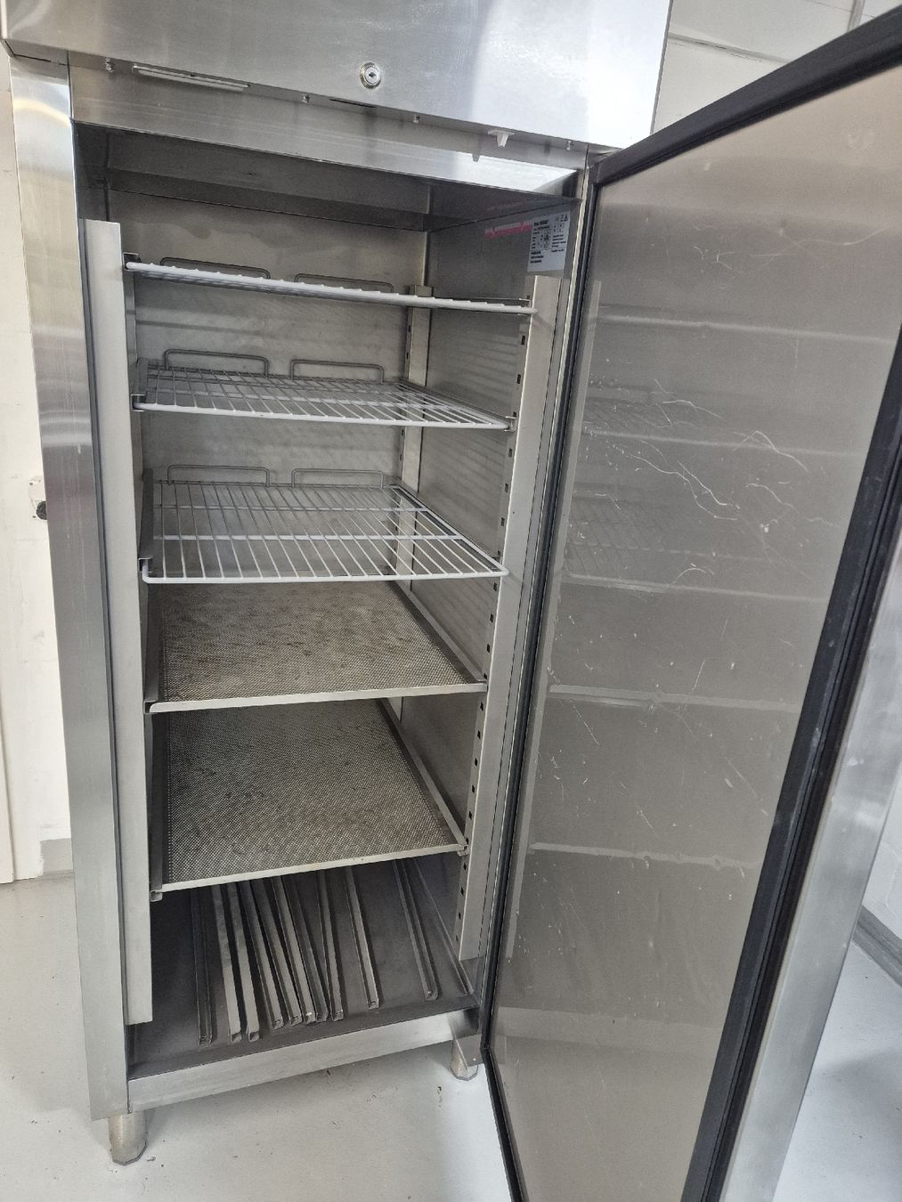Congelatori: Tiefkühlschrank – Usato da Bibern SH venduto da wag_gb5q 2