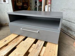 %neues TV Mobilar mit 1Tablar u.1Nische 80x44x36cm