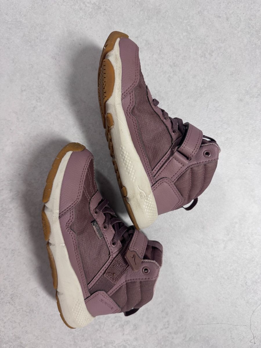 Decathlon Scarpe per ragazze: Outdoor Schuhe Grösse 29 – Usato da Bonaduz venduto da lut_6rts 1