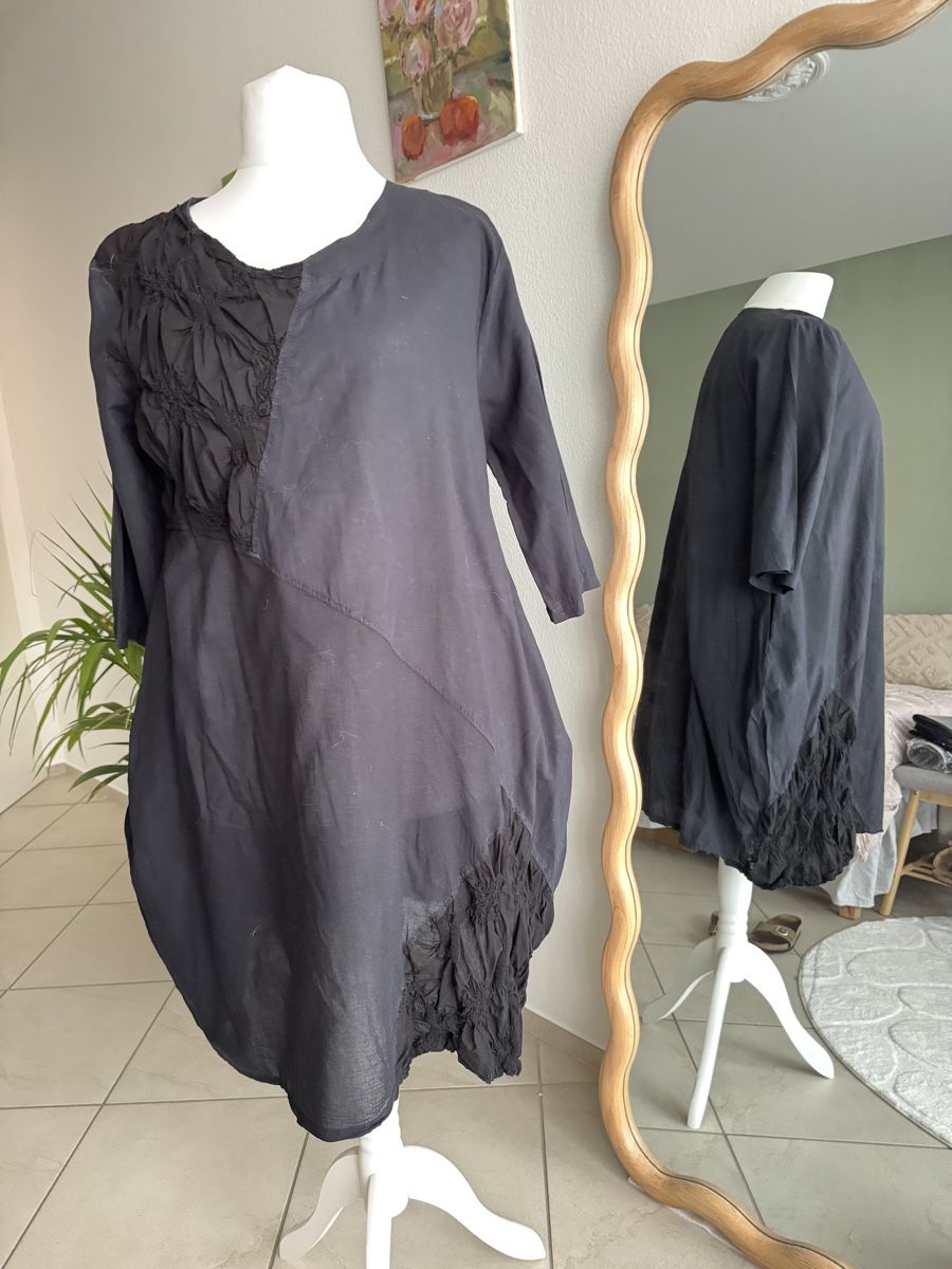 Vestiti: Extravagantes Kleid aus schwarzer Baumwolle – Nuovo (secondo la descrizione) da Muttenz venduto da einfach-schoen