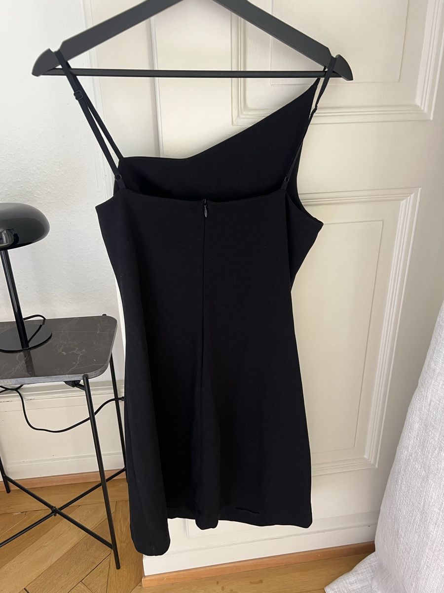 Cos Vestiti: Robe COS noire – Nuovo (secondo la descrizione) da Genève venduto da MinimalistDressing 1