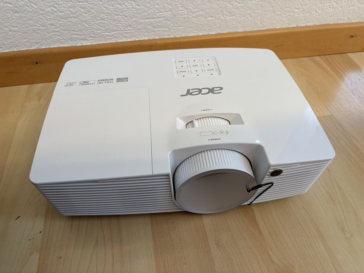 Acer Proiettori: Beamer Acer H6517ABD mit Full HD – Usato da Solothurn venduto da abo_td56 1