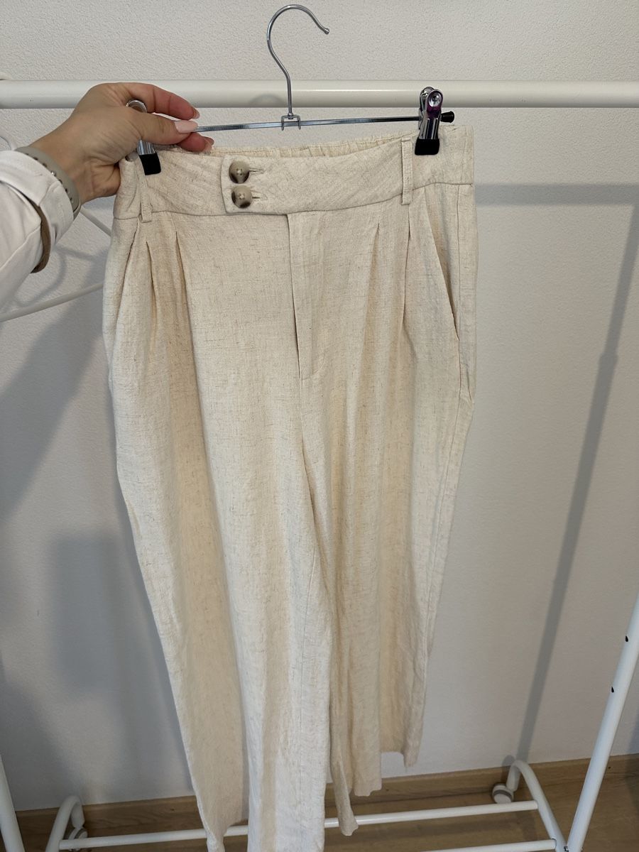Stradivarius Pantaloni: Stradivarius Leinenhose Gr. 38 – Usato da St. Gallen venduto da raphaela_99