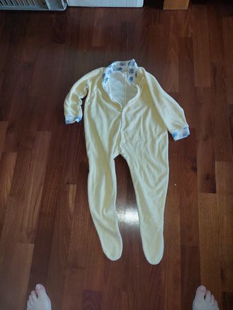 Süesser, warmer Baby-Schlafanzug, Grösse 86/92, Top Zustand!