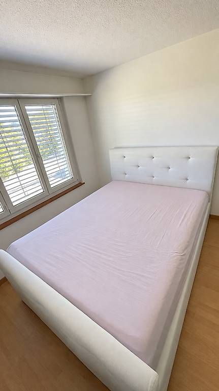 Letti: Weisses Boxspringbett 160 × 200 cm  – Usato da Adliswil venduto da mir_s6m6