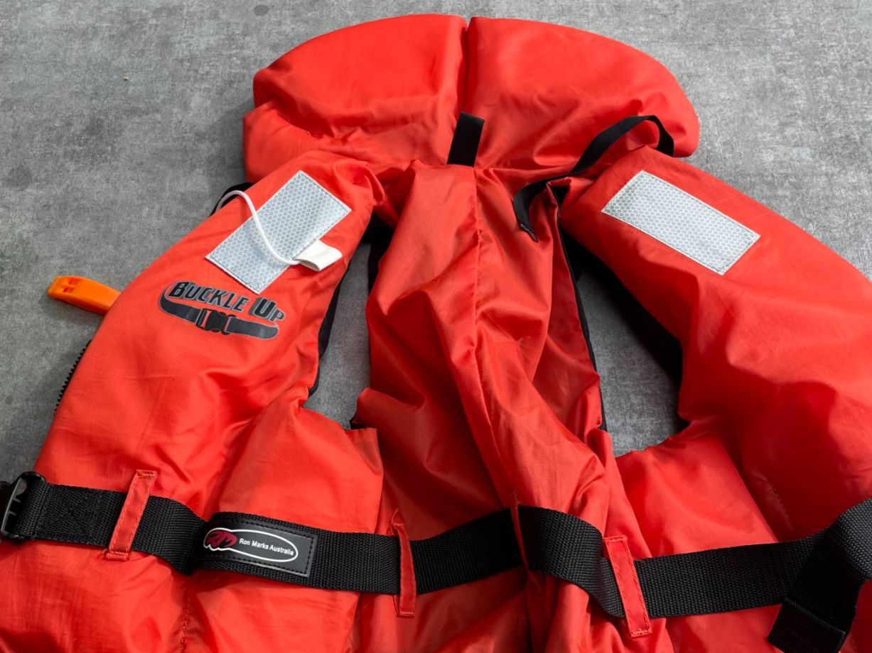 Giubbotti di salvataggio: Schwimmweste "Ron Marks Australia" Kinder - Grösse XS – Usato da Wilen (Sarnen) venduto da alpvester
