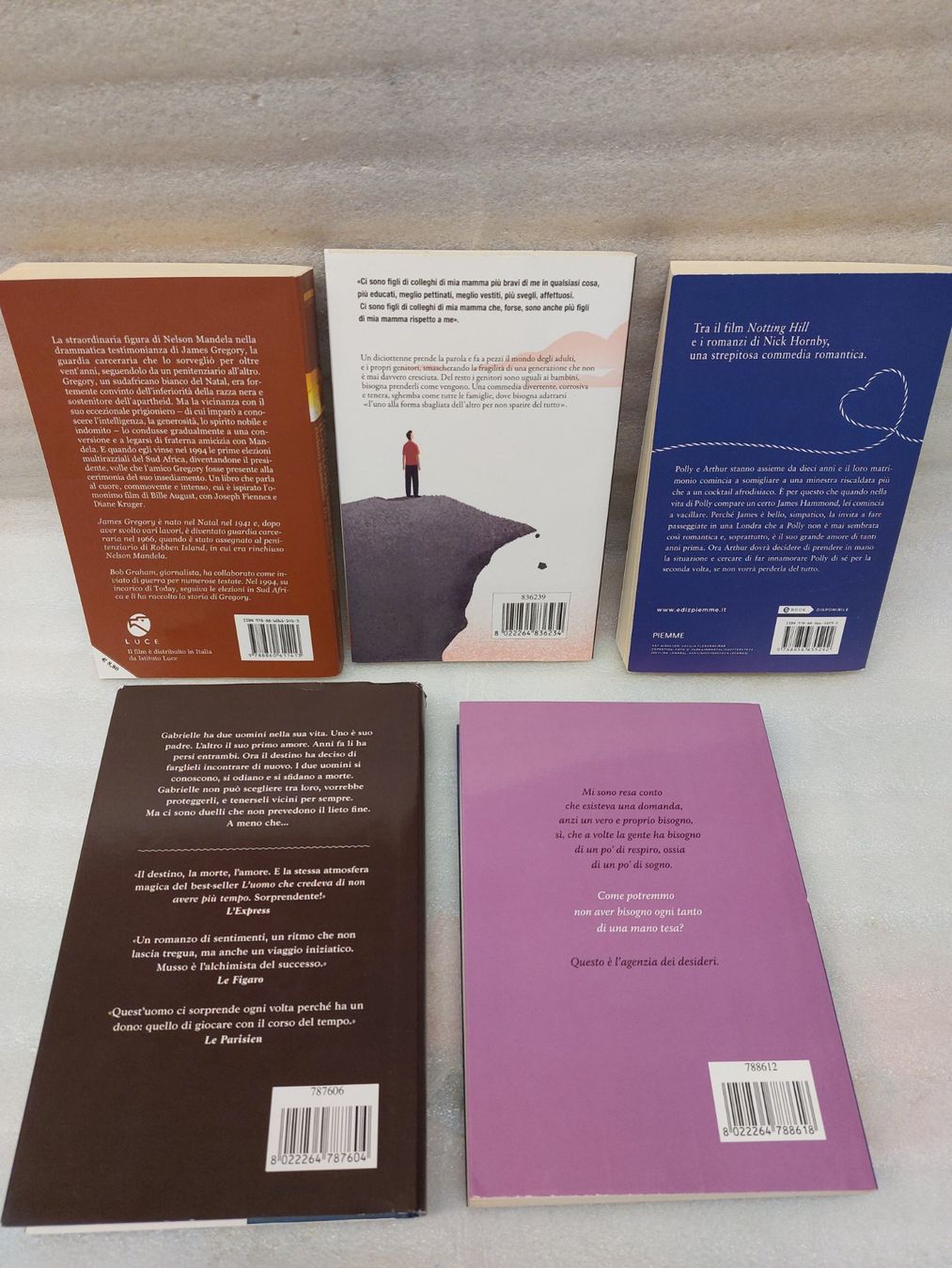 Livres: 5 libri  - Romanzi - Frs 1 – D'occasion à Pambio Noranco par Pol69 1