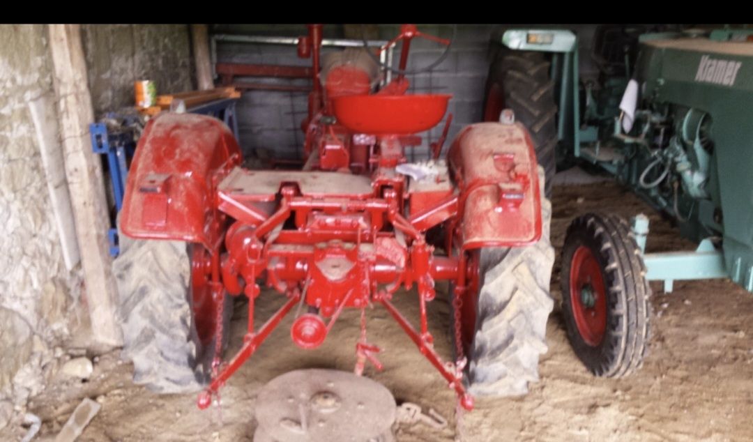 Hanomag Trattori: Traktor  tracteur  Hanomag R218 – Difettoso da Torny-le-Grand venduto da Ric979 1