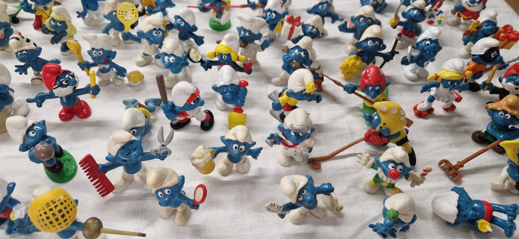 Schleich Figurines: DIVERSE SCHLEICH/PAYO SCHLÜMPFE – D'occasion à Bilten par Mic2022 2