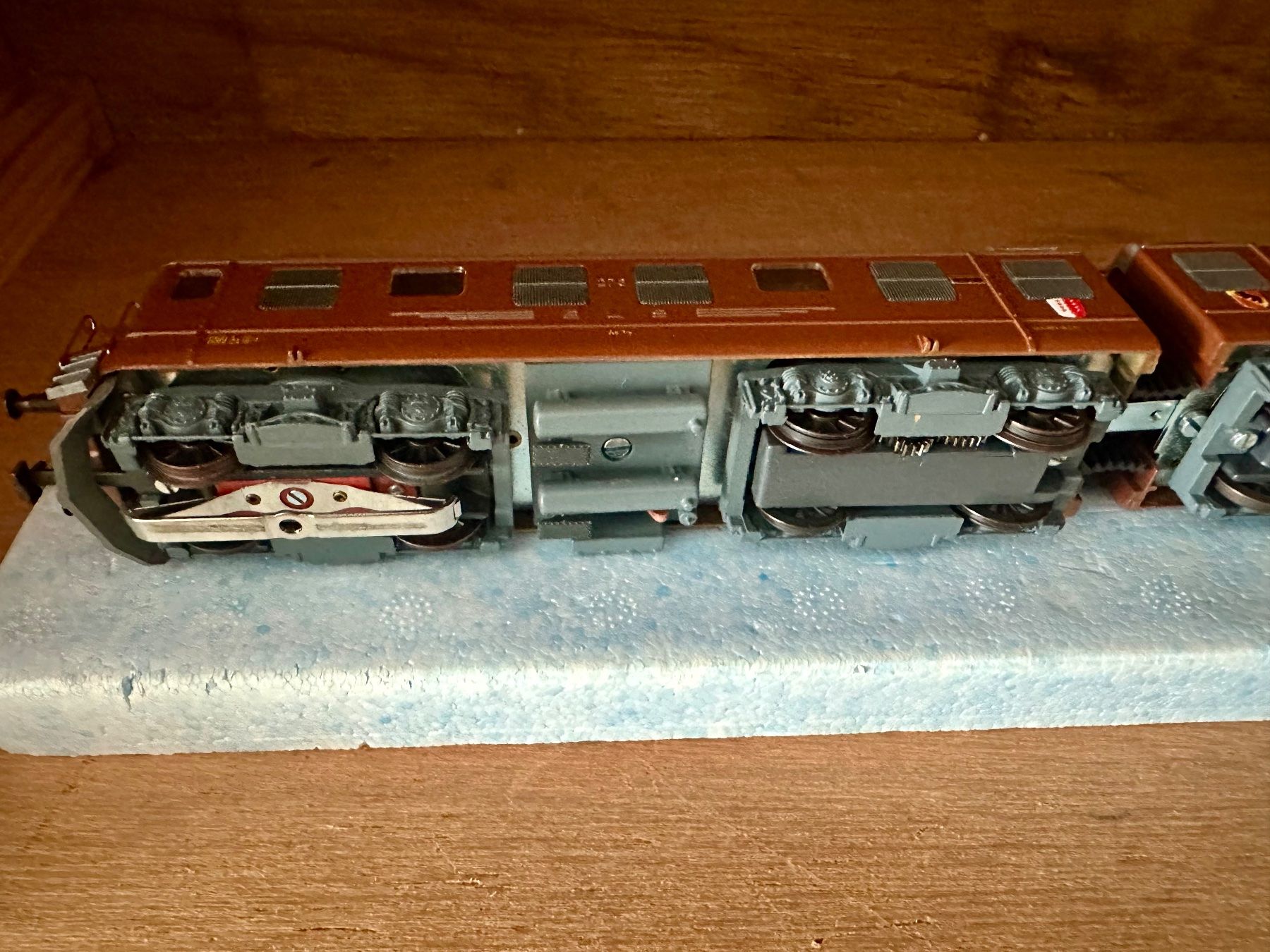 Hag Modellini di ferrovie: Hag Ae 8/8 BLS Nr.240 AC Analog – Usato da Oftringen venduto da ib.85 5