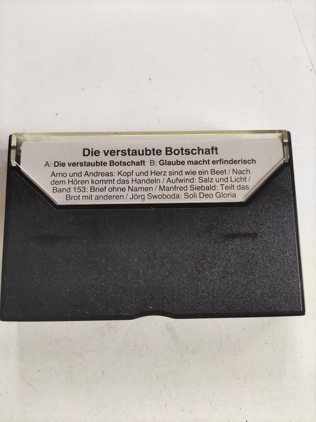 Musicassette: Die verstaubte Botschaft (6-Hörszenen) – Usato da St.Gallen venduto da elk2023 2