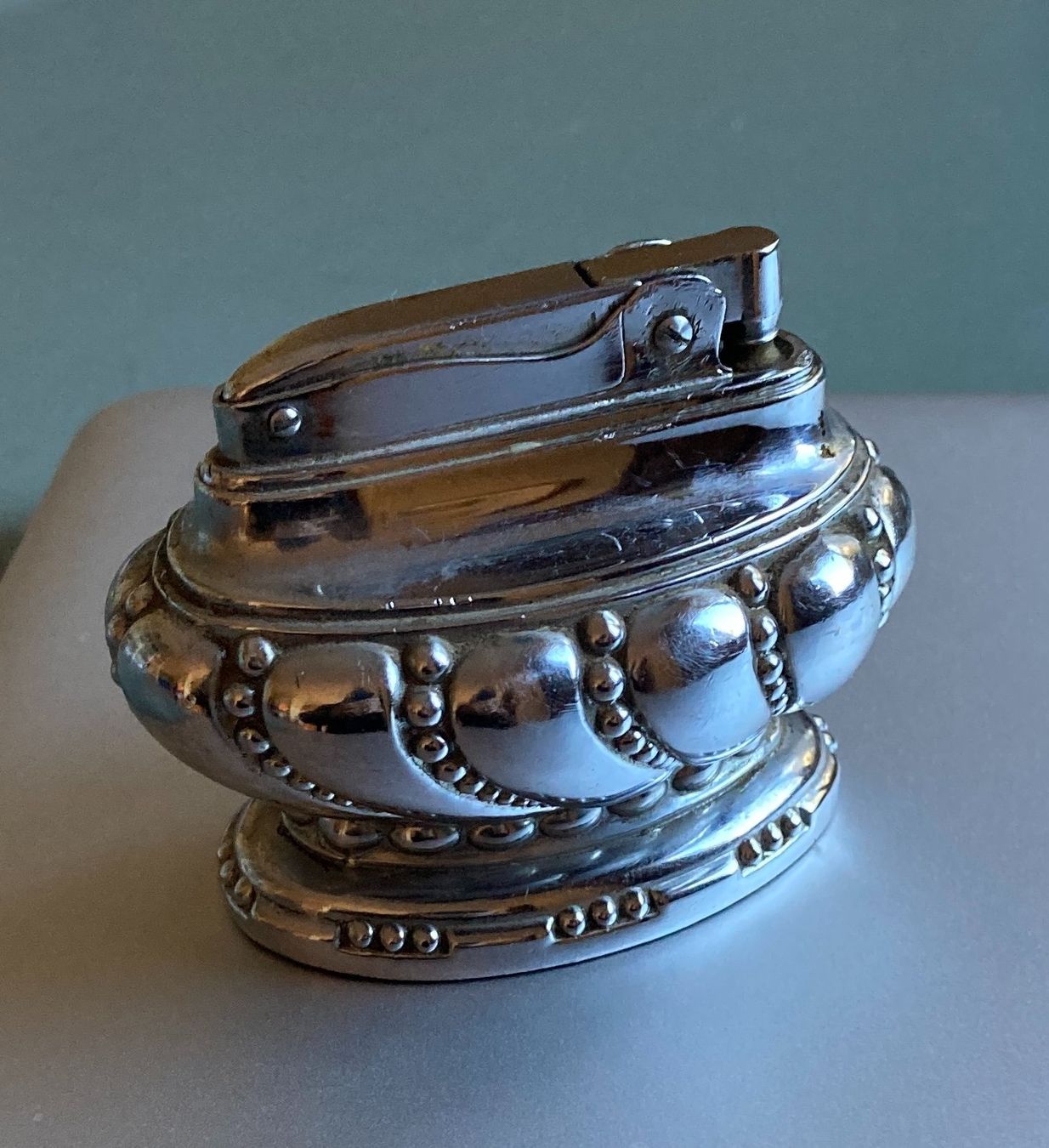 Ronson Accendini: Tischfeuerzeug Ronson Crown – Usato da Bonstetten venduto da Fiora7