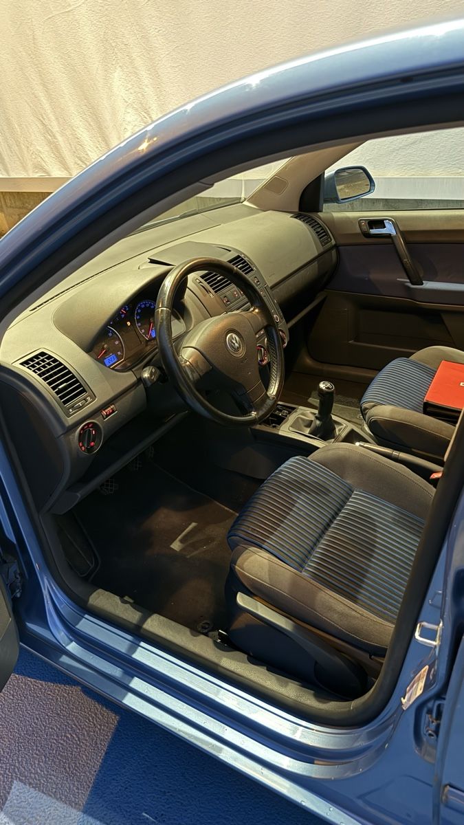 VW Automobili: Vw Polo  1.4 Tsi – Usato da Affoltern am Albis venduto da Lenti1 8