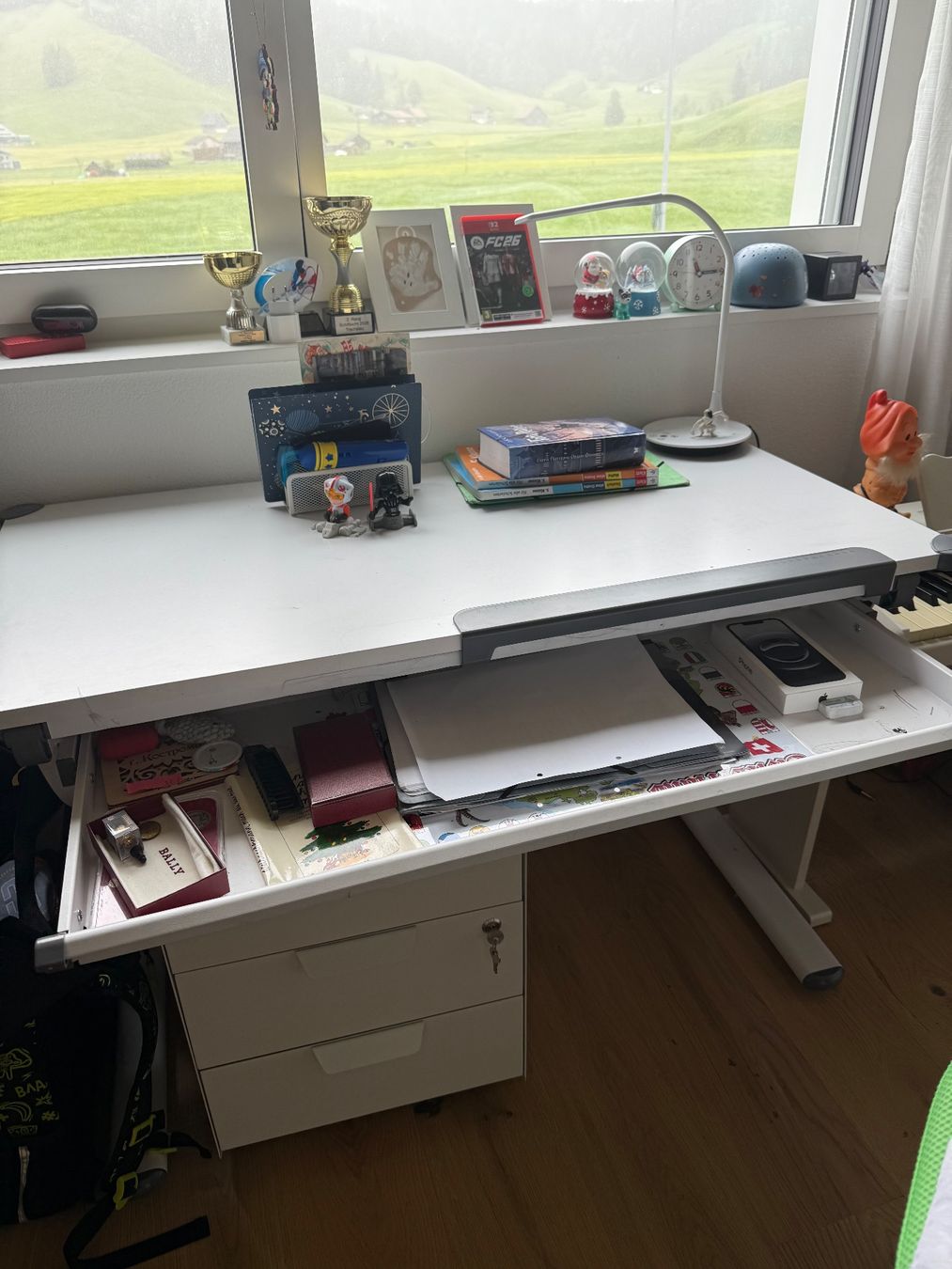 Ikea Sedie: Diverse Kindermöbelstücke von Ikea – Usato da Trachslau venduto da Natalia. 7