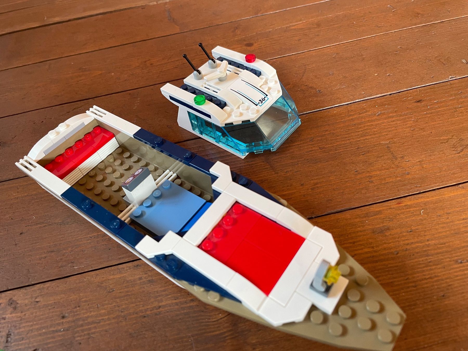 Lego Spielzeuge: LEGO 60221 Tauchyacht – Gebraucht aus Rickenbach ZH von simms 4