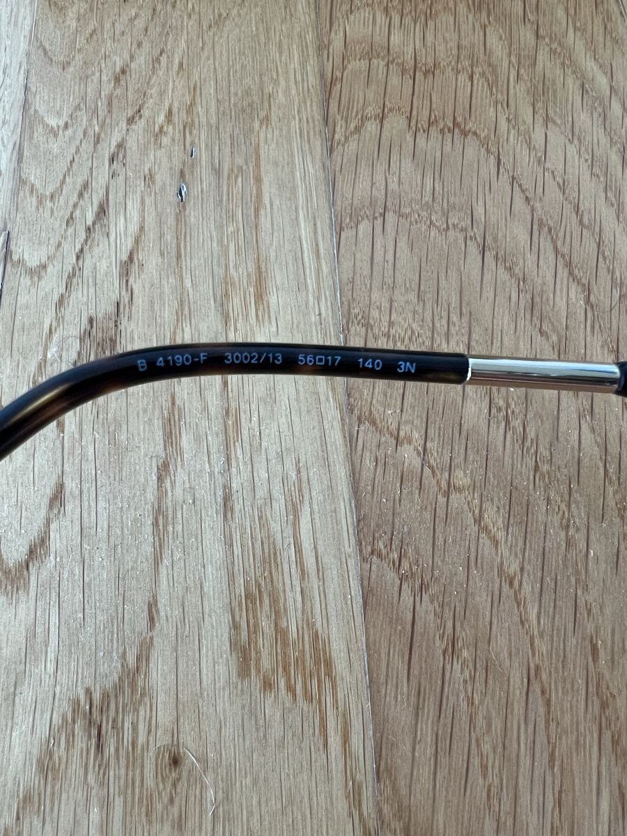 Burberry Occhiali & Lenti: Burberry Sonnenbrille – Usato da St.Gallen venduto da Shopaholic5 3