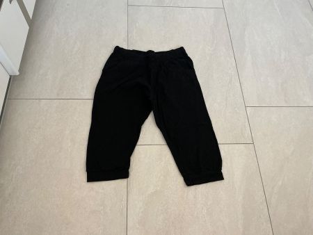 Schwarze Capri Hose, Grösse L ideal für den Sommer!
