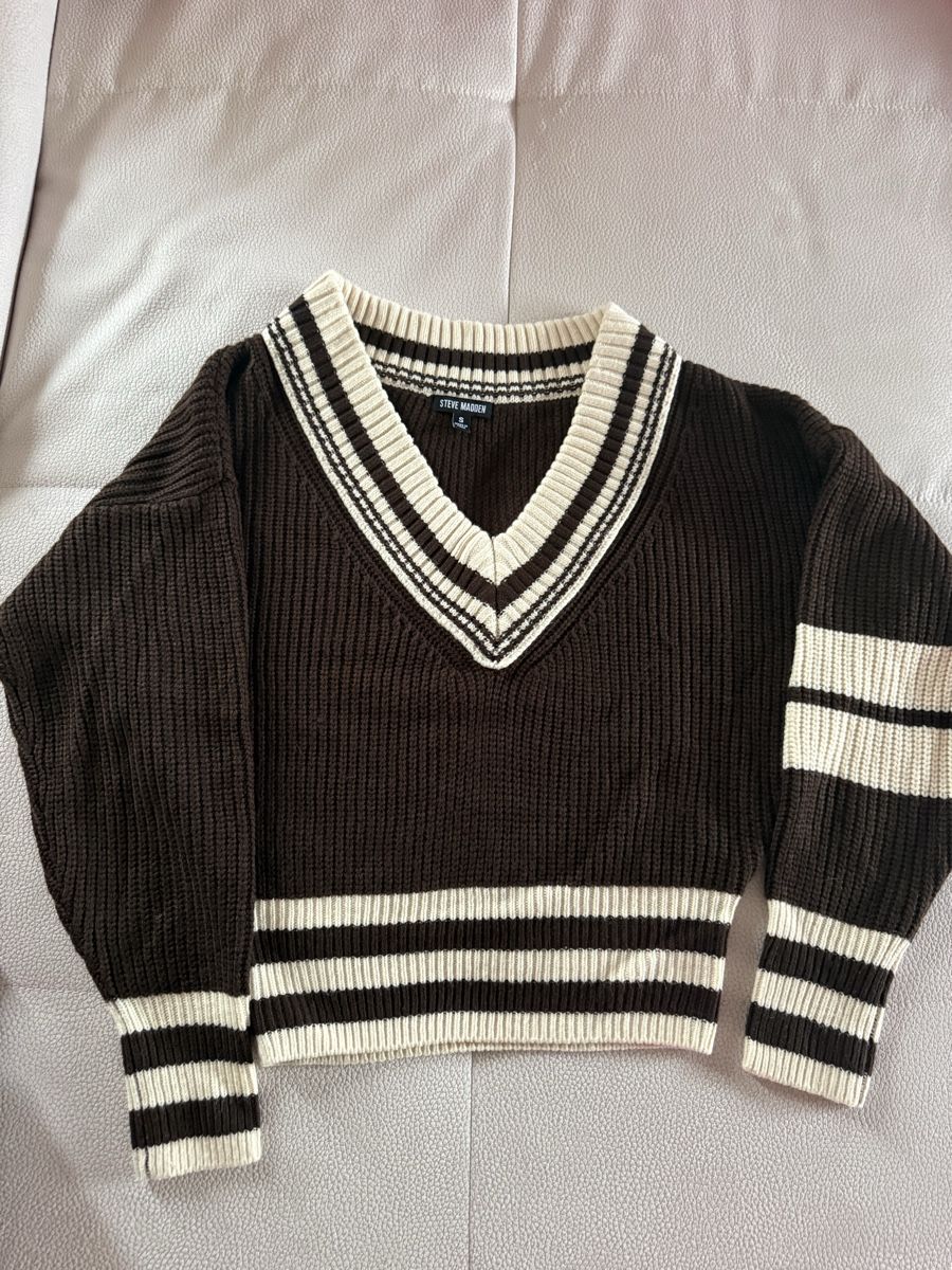 Pullover & Sweatshirts: Steve Madden Pullover – Gebraucht aus Lachen SZ von mima41