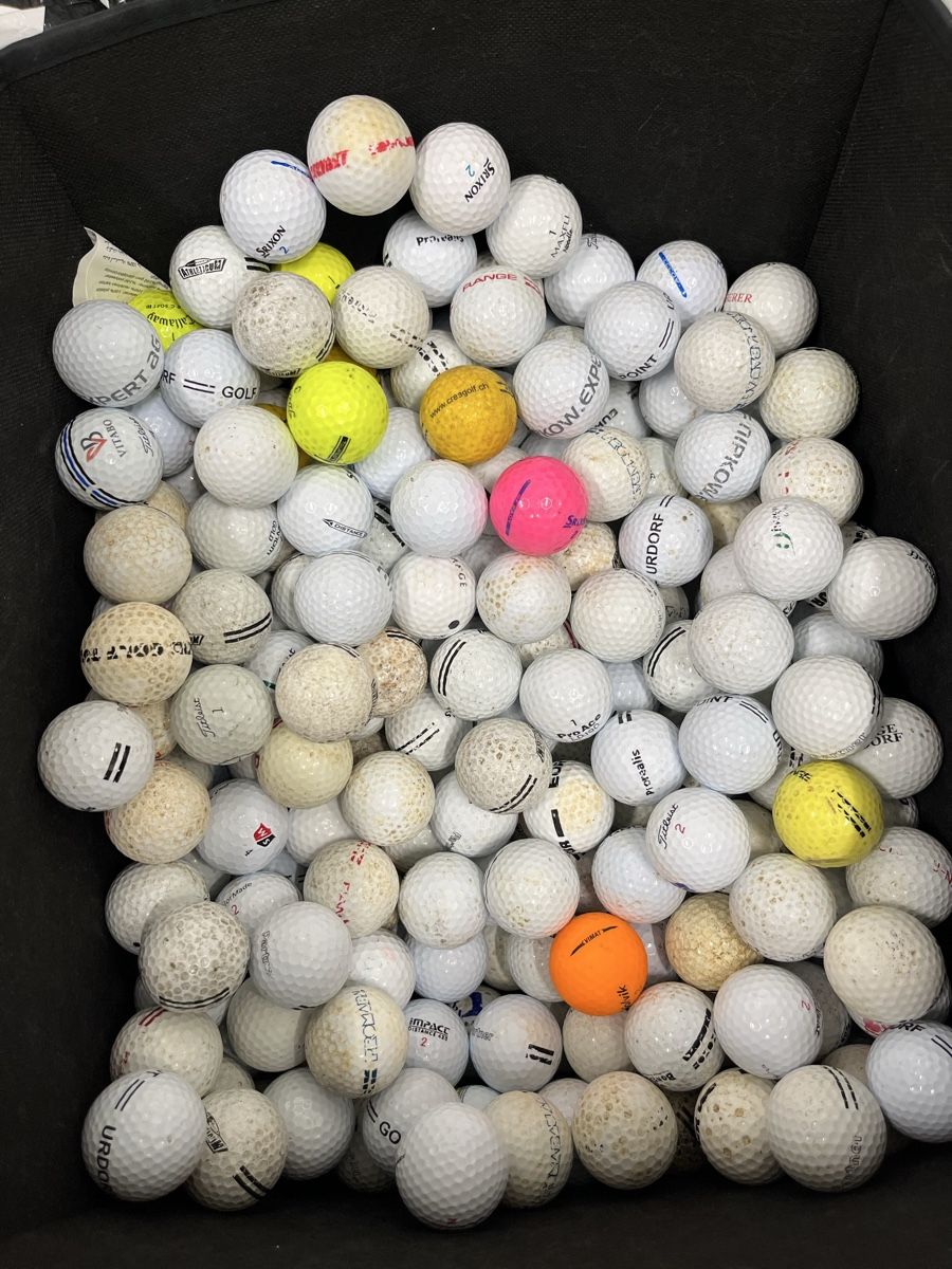 Srixon Ballons: 50 Rappen Pro Golfball – D'occasion à Würenlos par KLG_3TBs