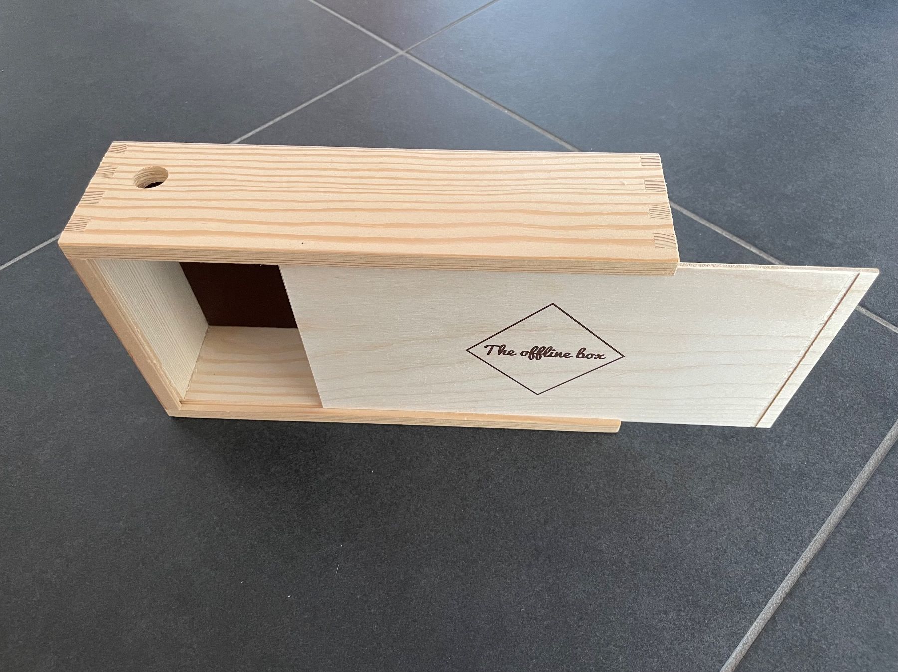 Cassapanche: The Offline Box – Nuovo (secondo la descrizione) da Untervaz venduto da Jane_203 2