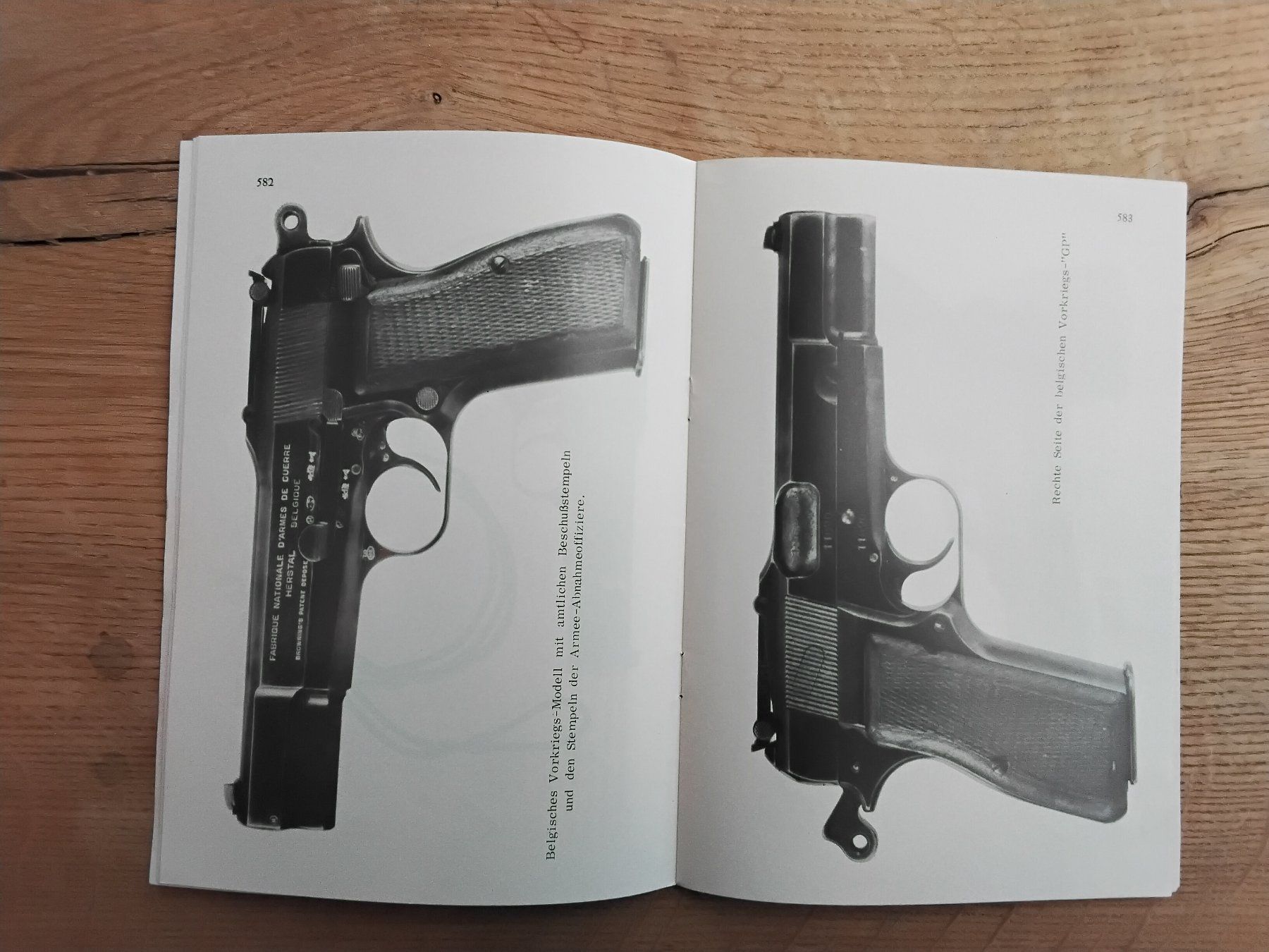 Riviste & Magazine: Kleine Waffen- Bibliothek – Usato da Bazenheid venduto da Gogo50 2