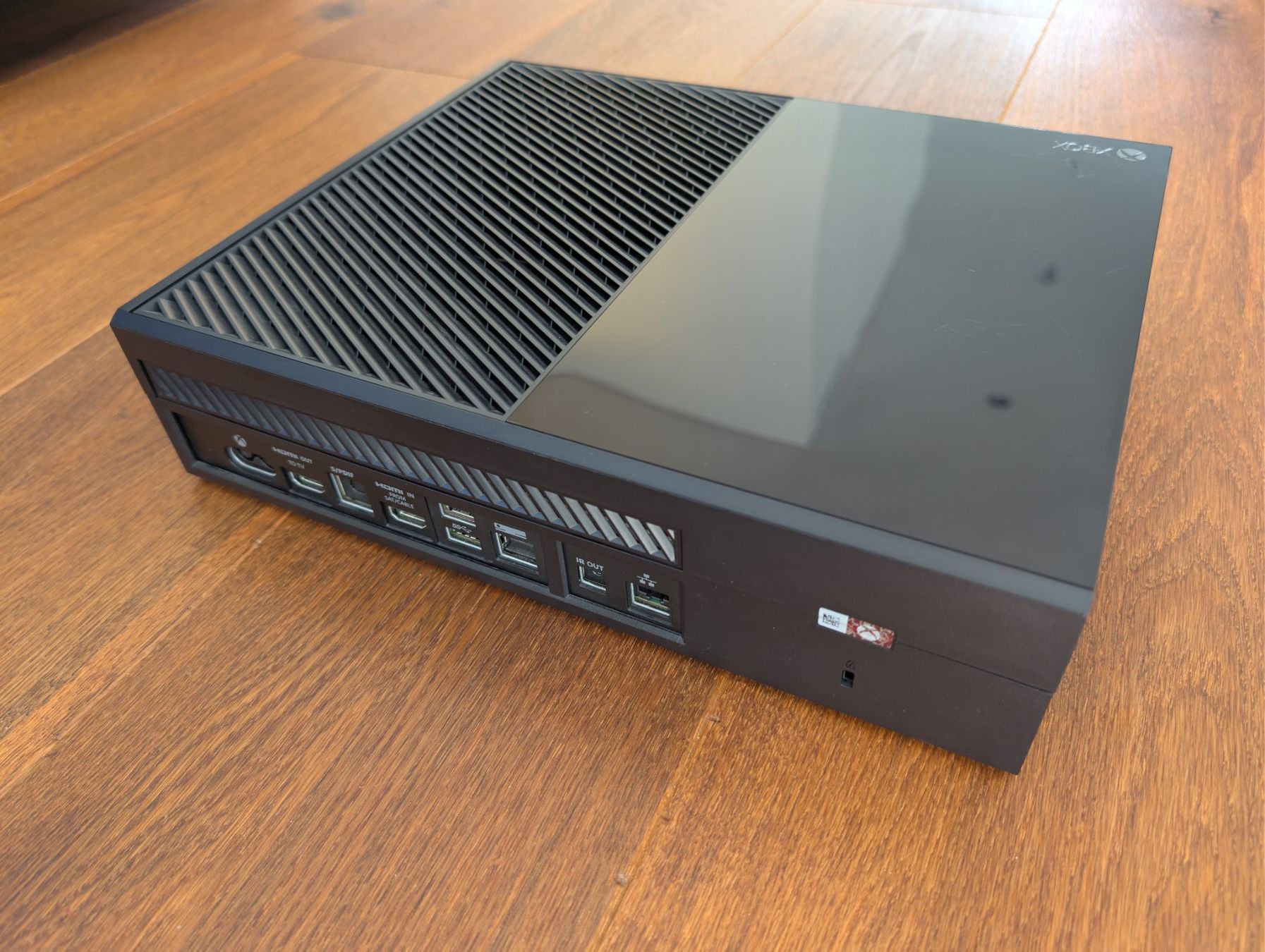 Microsoft Console: XBOX One mit digital TV Tuner – Usato da Mellingen venduto da the-merchant 4