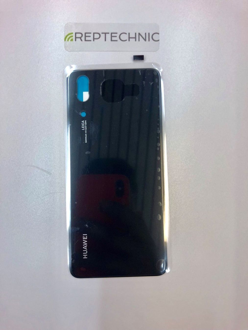 Huawei Telefoni cellulari / Smartphones: Huawei P20 Akkudeckel schwarz – Nuovo e nell'imballaggio originale da bern venduto da reptechnic