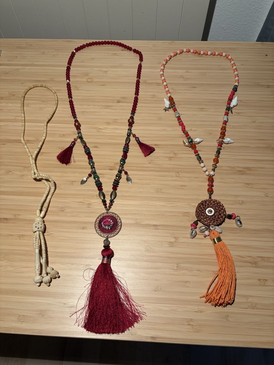 Colliers: 3 pcs necklace – D'occasion à Interlaken par giorgiotraverso