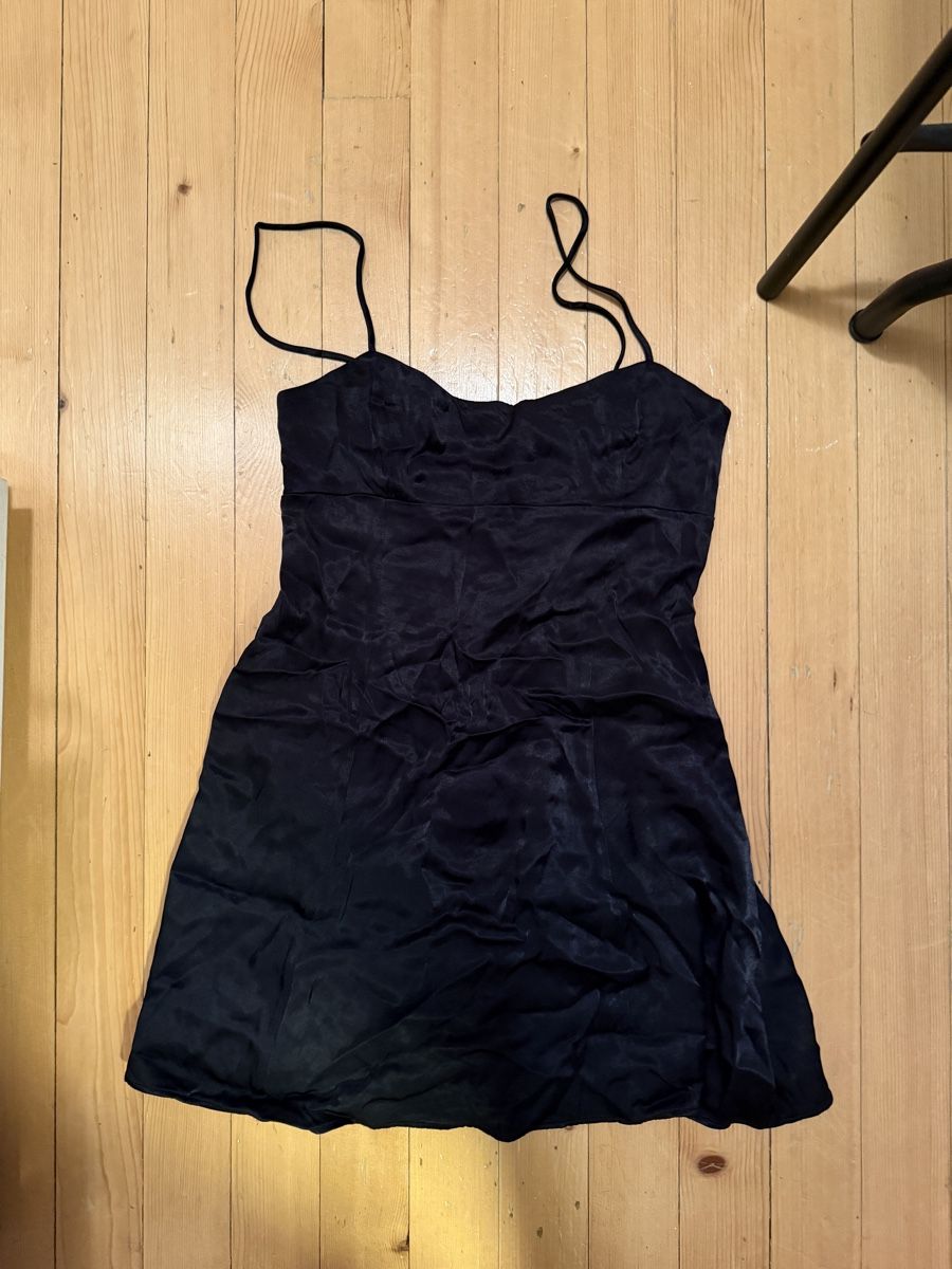 Zara Kleider: Zara Kleid – Neu (gemäss Beschreibung) aus Oberägeri von mic_m272