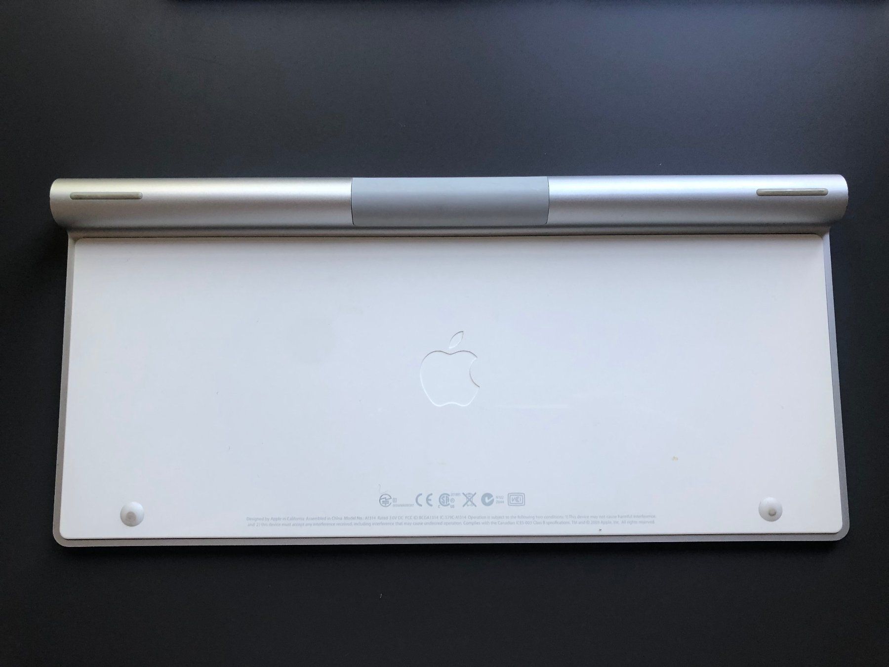 Apple Tastiere: Apple Wireless Tastatur – Usato da Zürich venduto da LilliU 1