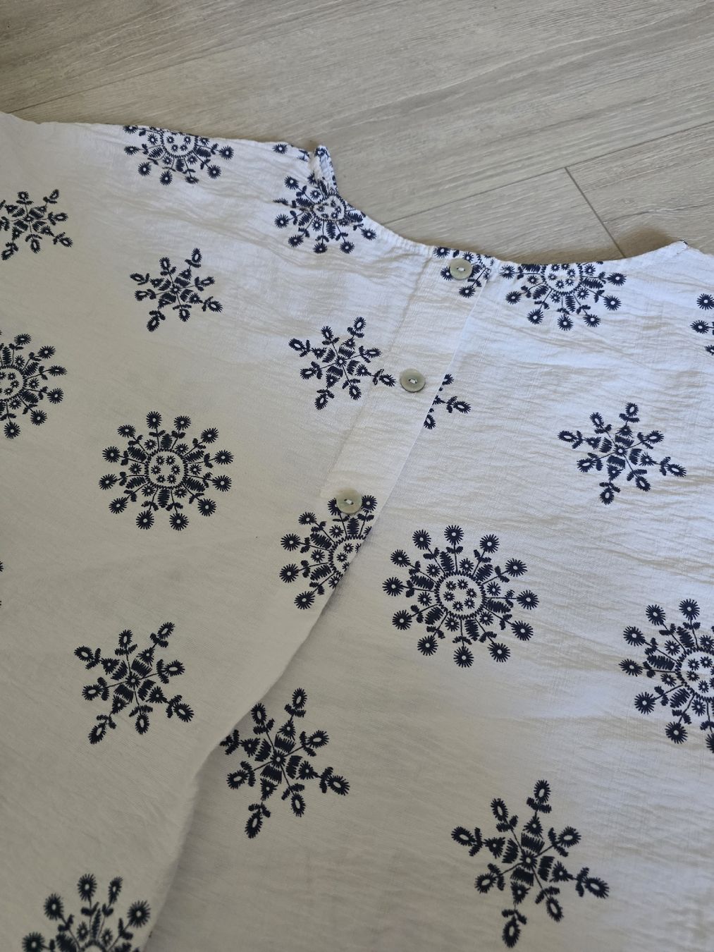 Camicette: Today Sommerbluse, Grösse M, Neuwertig mit Muster! – Usato da Wigoltingen venduto da Zuckerfee84 4
