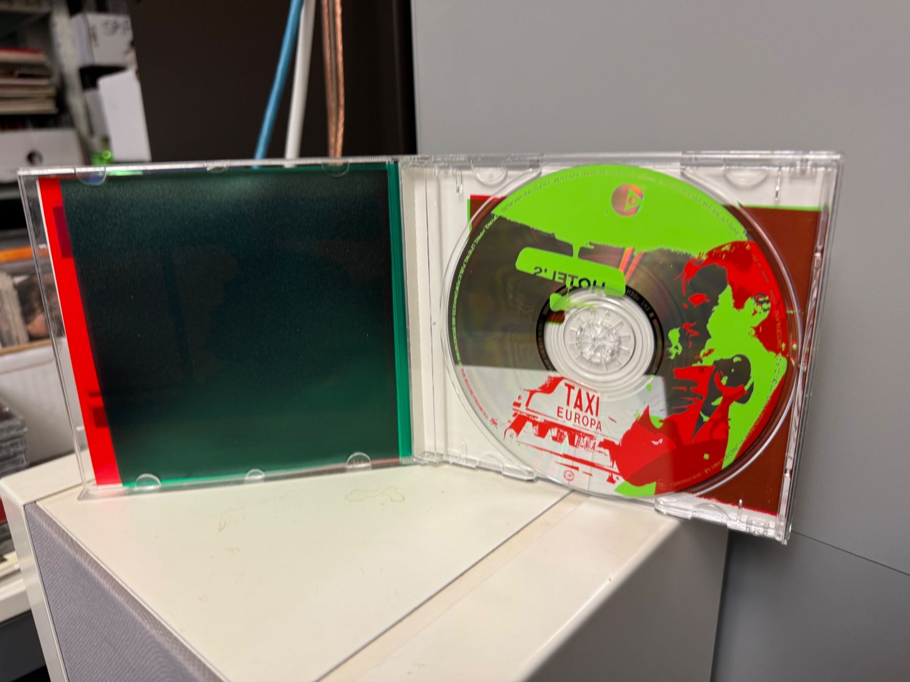 CD: Stephan Eicher - Taxi Europa - HA11L – Nuovo (secondo la descrizione) da Küsnacht ZH venduto da Jazztilldawn 2