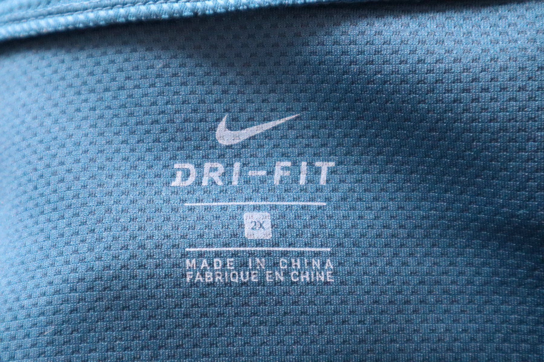 Nike Pullover & Sweatshirts: Oversize Pullover / Sport Pullover, Nike, NEU mit Etikett – Neu und originalverpackt aus Wattwil von diamant1 6