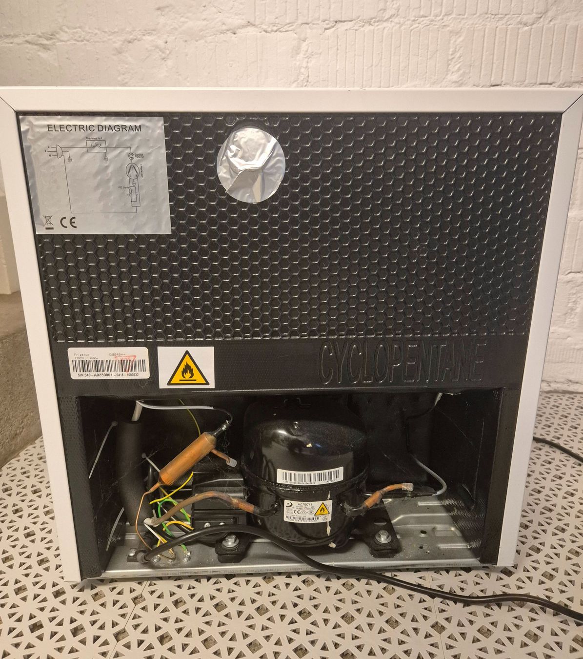 Réfrigérateurs: Frigelux Mini-Kühlschrank – D'occasion à Bern par __p_v_a__ 3