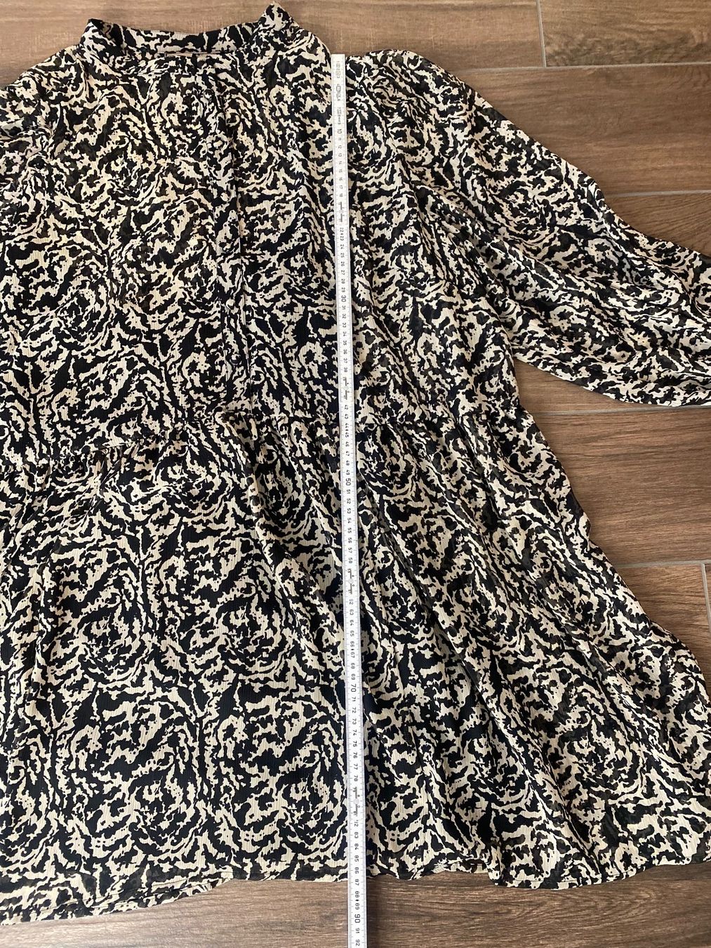 H&M Kleider: H&M Kleid mit Muster Gr. 2XL / Gr. 52 - 54 – Gebraucht aus Pratteln von a23_j2gs 4