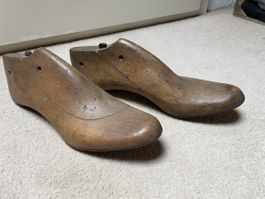 Magnifiques antiques chaussures embauchoirs bois