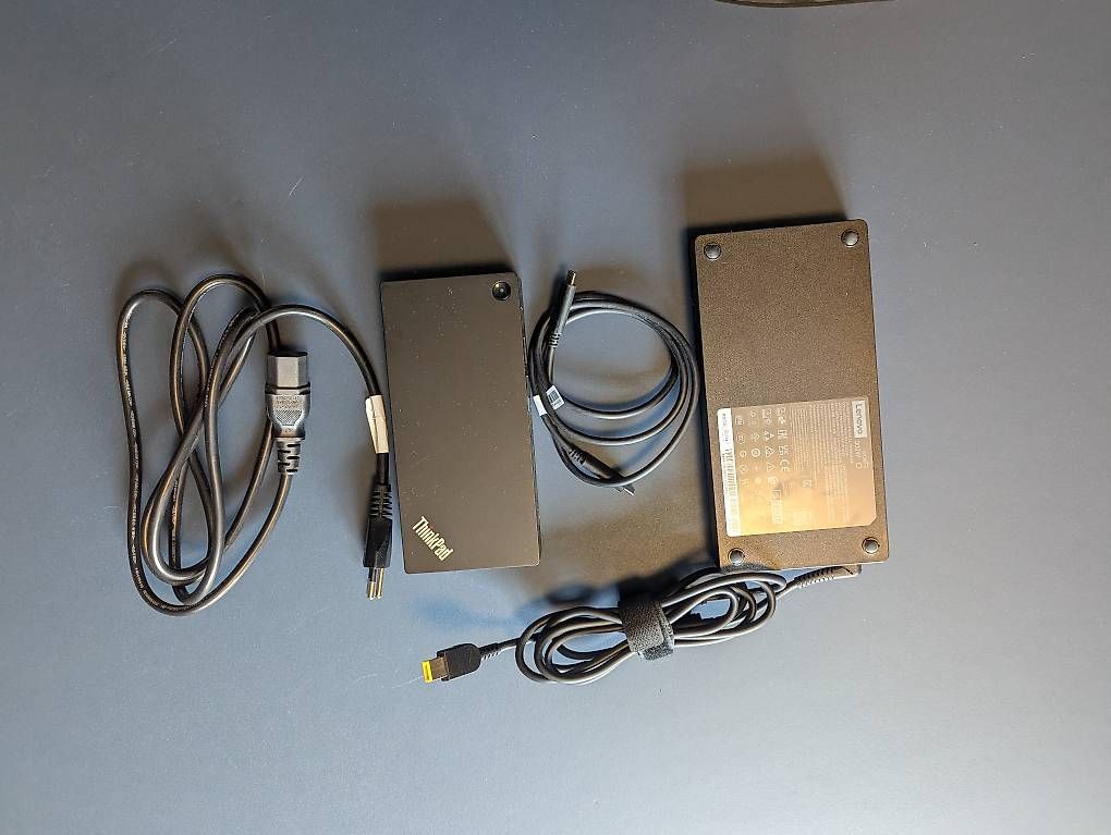Docking station: Lenovo Thunderbolt 4 Dock für USB C – Usato da Zweisimmen venduto da SBXler 4