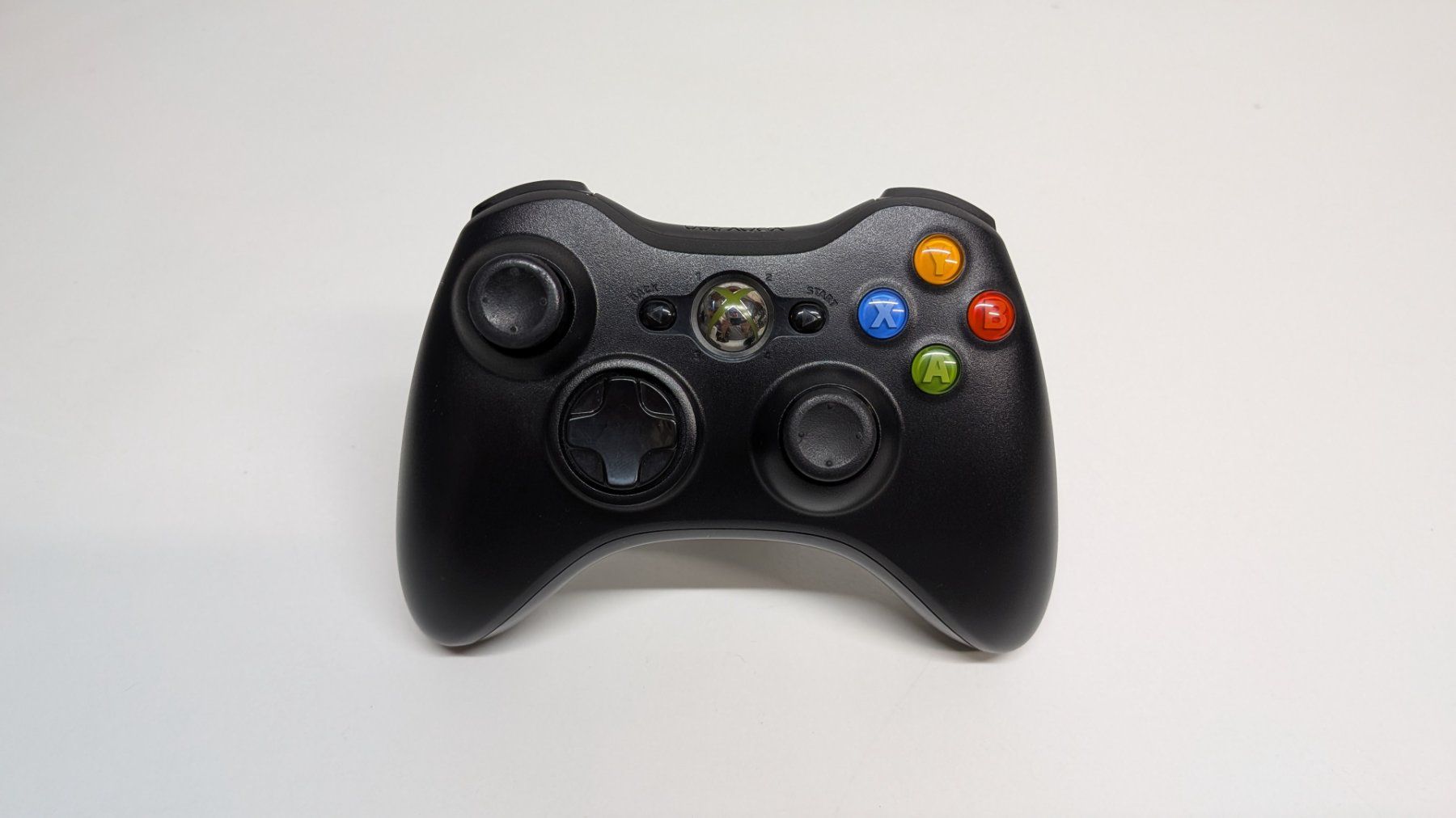 Microsoft Consoles: Microsoft Xbox 360 S inkl. 2 Controller – D'occasion à Menziken par mame18 2
