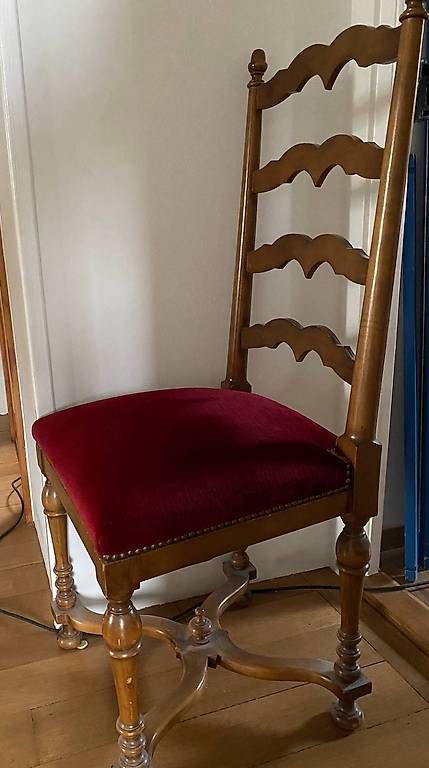 Sedie: Chaises anciennes – Usato da Rivaz venduto da Agnaf 1
