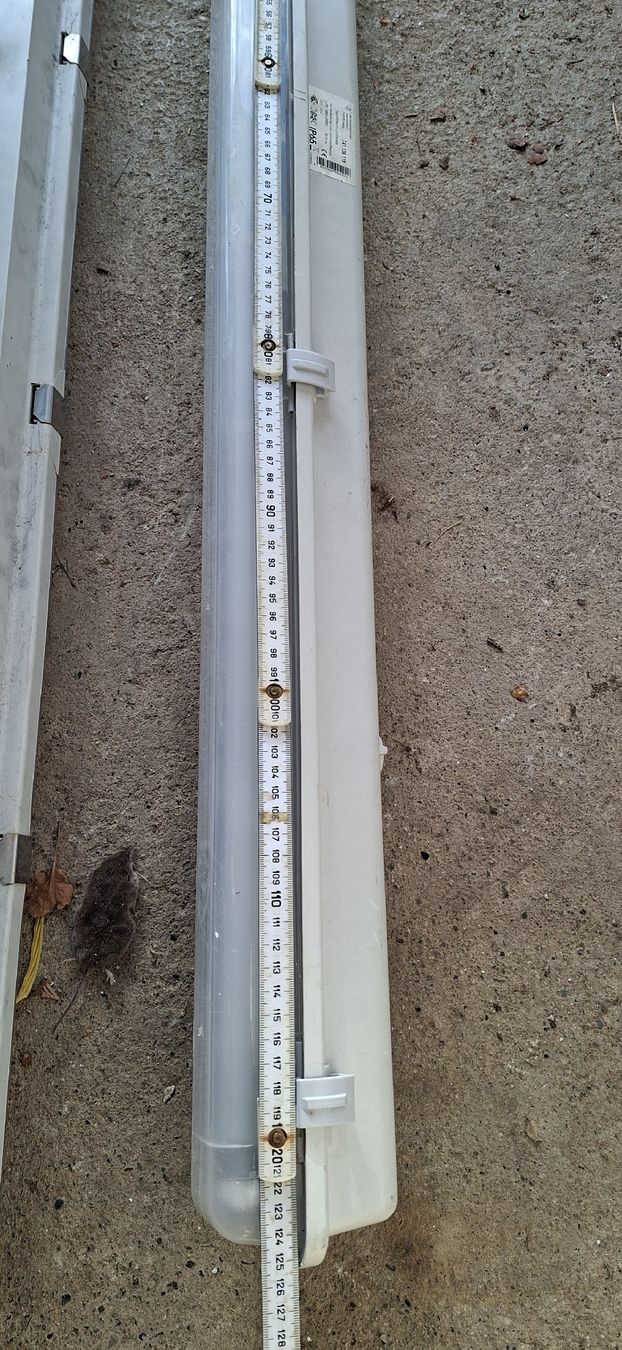 Lampadari & plafoniere: 2 lamen 1 led 1 neonröhren lampe – Usato da Ricken SG venduto da Oesti.ha 4