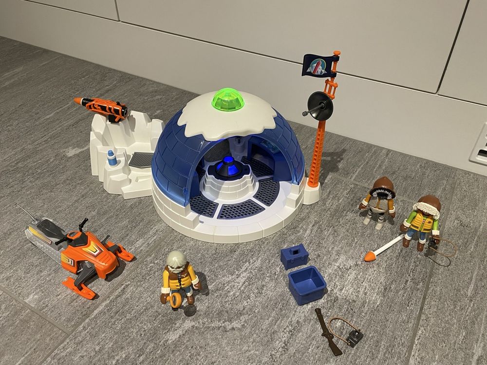 Playmobil Action Polar Ranger Hauptquartier 9055 (Gebraucht) in Laax GR ...