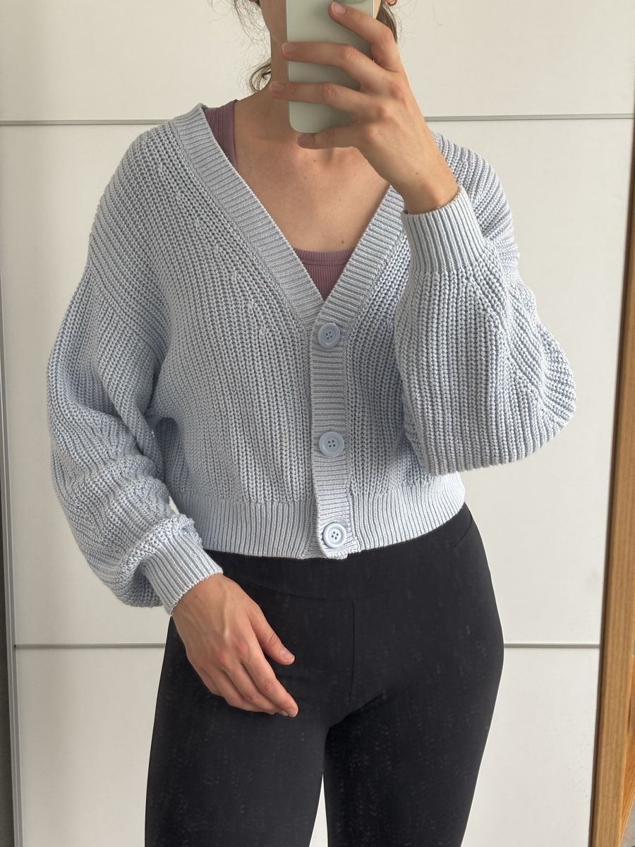 H&M Pulls & Sweat-shirts: Cardigan light blue size M excellent condition – D'occasion à Zürich par sve_p2cg 3