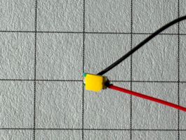 50 Stk. KELLTEC 0402 Micro LED 24V DC Warmweiss mit 20 cm K.